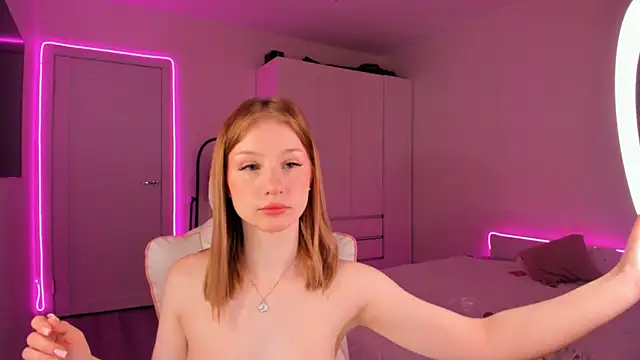 Eva Davi online show from February 7, 2025, 1:58 am