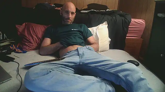 Disdikisgr8x5 online show from March 1, 2025, 6:24 am