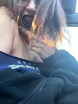 SafeinouterSpace online show from October 24, 2025, 3:19 pm