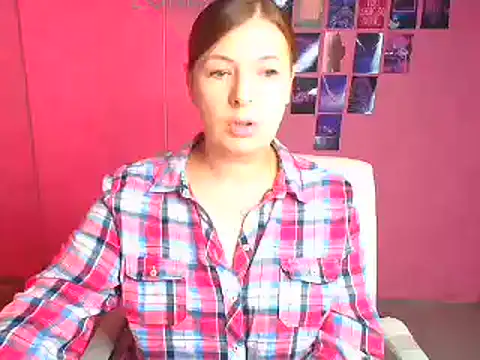 Lissmilf online show from August 8, 2026, 5:31 am