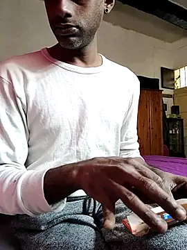 Snapshot of KeptupInosine chatting on February 11, 2026, 12:54 pm KeptupInosine online show from February 11, 2026, 12:54 pm