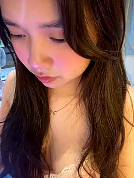 Hotellinh12 online show from November 1, 2025, 6:43 pm