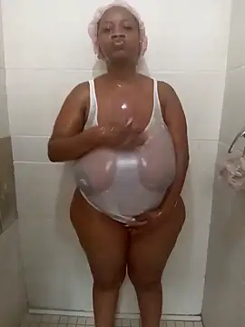 Chubbykarisma27 online show from December 13, 2024, 10:08 am