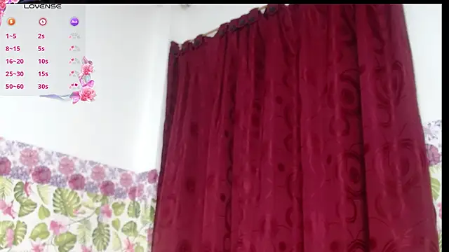Watagatapitusberry1 online show from December 31, 2024, 12:43 am