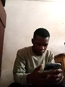 Snapshot of Uncletee112 chatting on September 11, 2025, 7:52 am Uncletee112 online show from September 11, 2025, 7:52 am