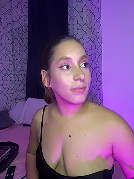 Agnescruzz online show from March 29, 2026, 10:32 pm