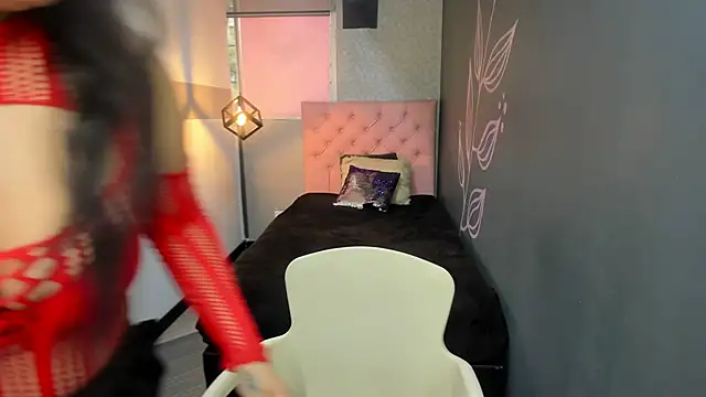 GiaFox  online show from March 12, 2025, 12:57 pm