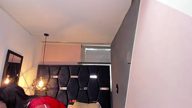 GiaFox  online show from December 14, 2025, 1:16 pm