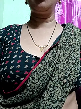 Rosy-B online show from December 19, 2025, 9:33 pm