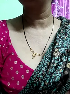 Rosy-B online show from March 19, 2026, 10:58 pm