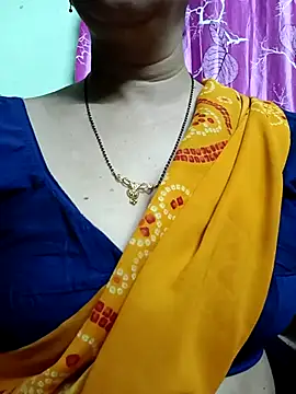 Rosy-B online show from April 2, 2026, 11:13 pm