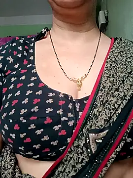 Rosy-B online show from April 30, 2026, 12:39 am