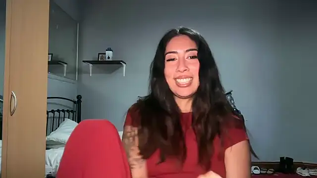 Snapshot of LorenaAnderson chatting on April 25, 2026, 8:50 pm LorenaAnderson online show from April 25, 2026, 8:50 pm