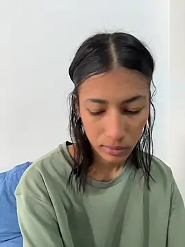 Valentinabaker online show from July 23, 2026, 1:53 pm