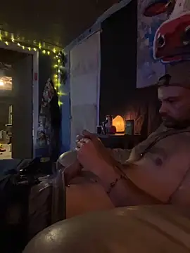 spundaddylive online show from October 31, 2025, 11:39 pm