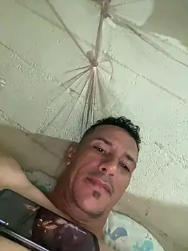 Snapshot of elflakitocanela chatting on March 14, 2026, 12:17 am elflakitocanela online show from March 14, 2026, 12:17 am