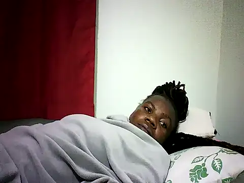 Snapshot of Pierra77 chatting on May 14, 2026, 11:39 am Pierra77 online show from May 14, 2026, 11:39 am