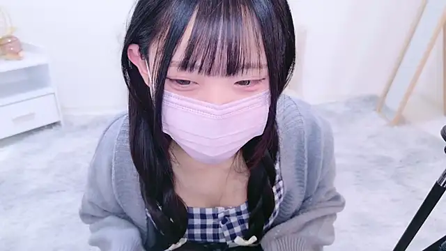 Suzu ch xx online show from December 30, 2024, 9:40 pm