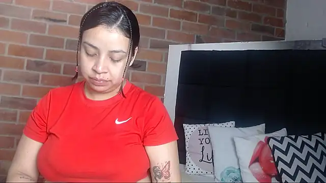 Snapshot of salome__hills1 chatting on January 8, 2025, 12:47 pm salome hills1 online show from January 8, 2025, 12:47 pm