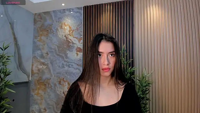 Emmaa Robertss online show from October 12, 2025, 3:11 pm