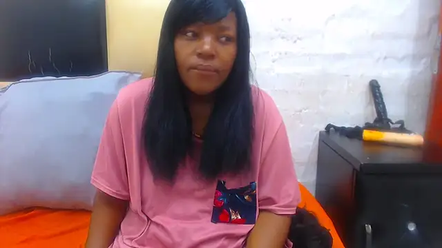 MILKYLONGPUSSYLIPSS online show from February 10, 2026, 4:33 pm