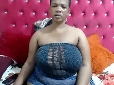 Snapshot of FreakyAngel3X chatting on February 7, 2025, 7:38 pm FreakyAngel3X online show from February 7, 2025, 7:38 pm