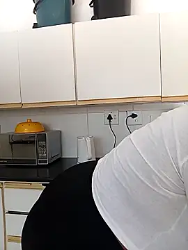 Snapshot of FreakyAngel3X chatting on September 12, 2025, 9:42 am FreakyAngel3X online show from September 12, 2025, 9:42 am