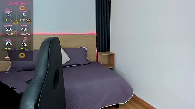 Chiqui milk  online show from December 4, 2025, 6:49 pm