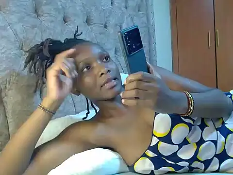 Naughty Girl17 online show from December 2, 2024, 7:27 pm