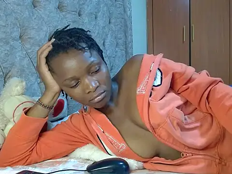 Naughty Girl17 online show from February 25, 2025, 11:22 pm