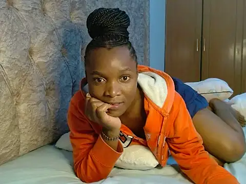 Naughty Girl17 online show from November 3, 2025, 11:26 pm