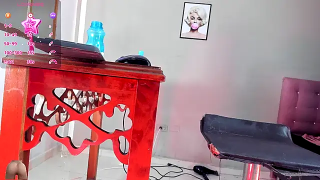 Snapshot of Jimena_Grey chatting on October 31, 2025, 10:38 am Jimena Grey online show from October 31, 2025, 10:38 am