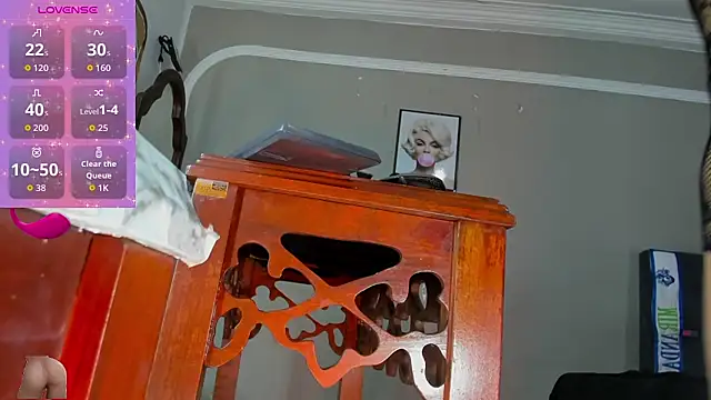 Snapshot of Jimena_Grey chatting on February 25, 2026, 10:41 pm Jimena Grey online show from February 25, 2026, 10:41 pm