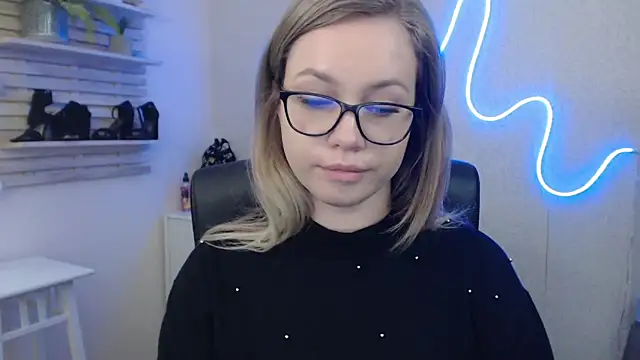 Snapshot of holly_xglam chatting on January 22, 2025, 9:24 am holly xglam online show from January 22, 2025, 9:24 am