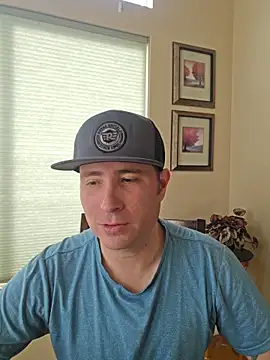 Snapshot of JeepinAround chatting on February 6, 2026, 9:51 pm JeepinAround online show from February 6, 2026, 9:51 pm