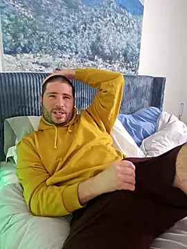 Snapshot of JeepinAround chatting on February 18, 2026, 4:36 pm JeepinAround online show from February 18, 2026, 4:36 pm