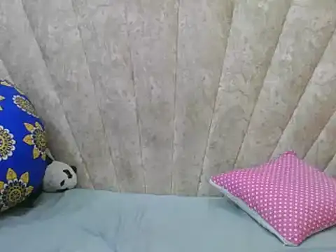 Sexy Villagegal online show from November 8, 2025, 8:47 am