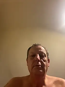 chubbybear2cum online show from November 8, 2025, 5:40 am