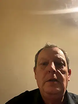 chubbybear2cum online show from November 12, 2025, 4:35 am