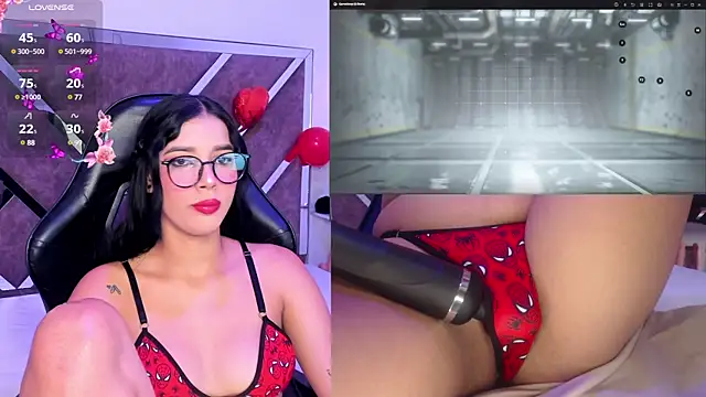 Snapshot of SweetieCloe_ chatting on February 24, 2025, 9:31 pm SweetieCloe online show from February 24, 2025, 9:31 pm