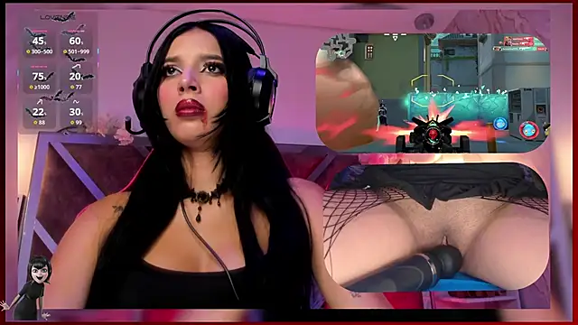 Snapshot of SweetieCloe_ chatting on October 15, 2025, 9:37 pm SweetieCloe online show from October 15, 2025, 9:37 pm