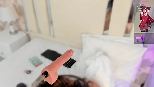 Snapshot of Miliaangeles chatting on December 3, 2025, 12:36 pm Miliaangeles online show from December 3, 2025, 12:36 pm