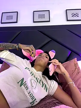 DeuxGold online show from November 9, 2025, 2:54 am