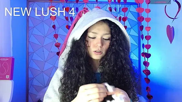mapelove online show from February 19, 2025, 2:44 pm
