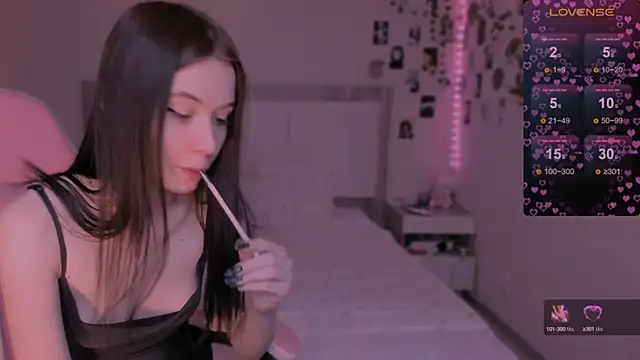 Snapshot of CoddleWeeper_ chatting on December 16, 2024, 8:20 am CoddleWeeper online show from December 16, 2024, 8:20 am