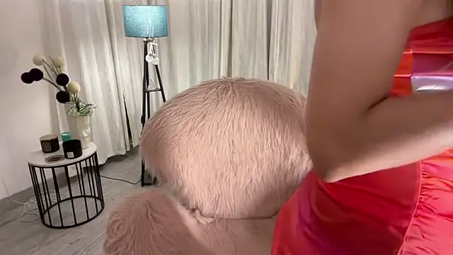 Unique-Beauty online show from January 11, 2025, 2:15 pm