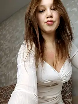  AnMiss  online show from March 15, 2025, 7:05 pm