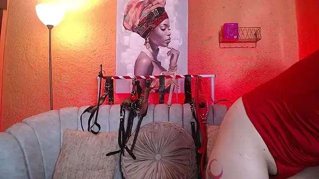 Snapshot of Naty_slavedoll chatting on February 19, 2026, 6:59 pm Naty slavedoll online show from February 19, 2026, 6:59 pm