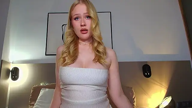 Snapshot of JuliaJaee chatting on September 26, 2025, 4:00 pm JuliaJaee online show from September 26, 2025, 4:00 pm