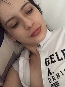 Snapshot of lolacute69 chatting on February 13, 2026, 12:45 pm lolacute69 online show from February 13, 2026, 12:45 pm